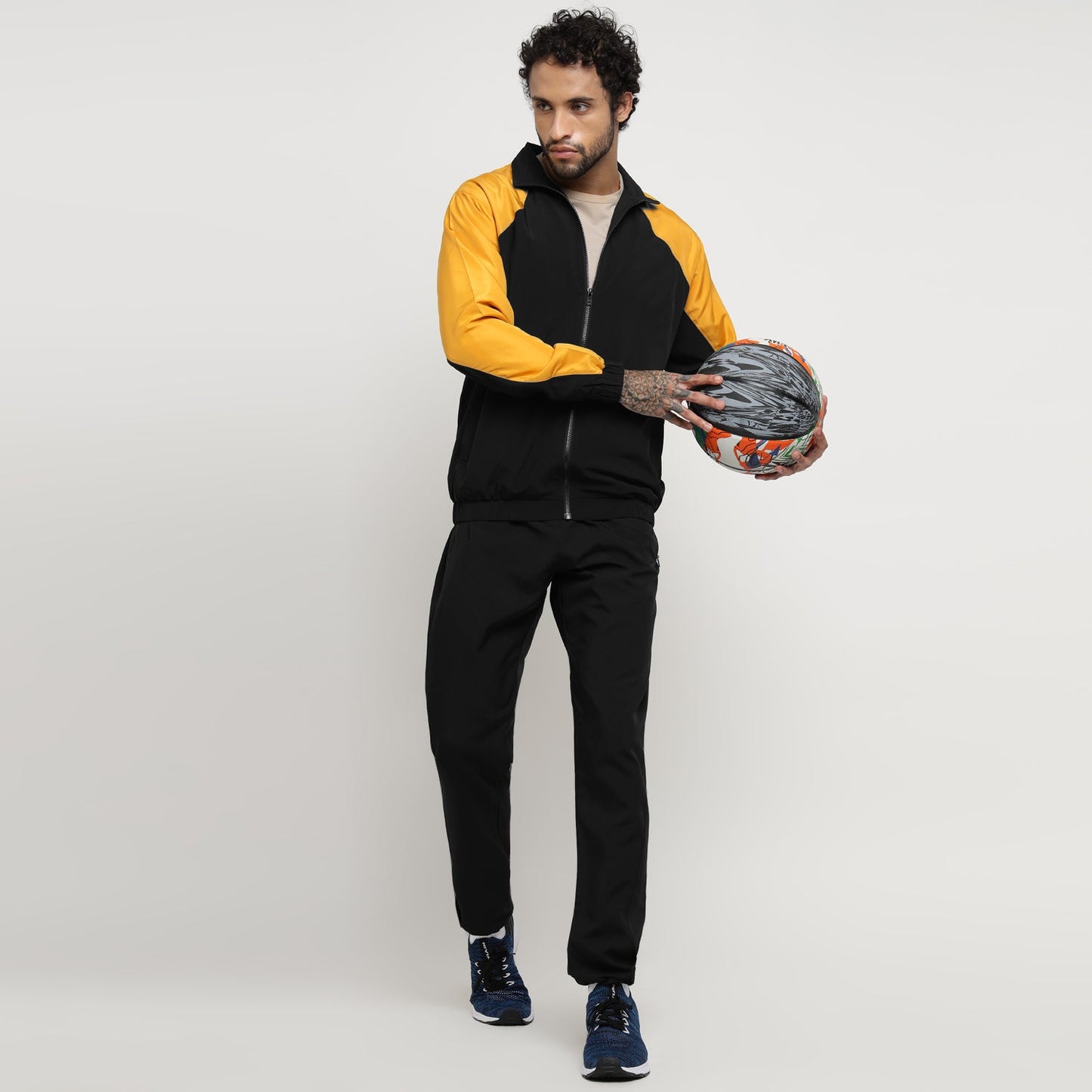 Black/Golden Yellow
