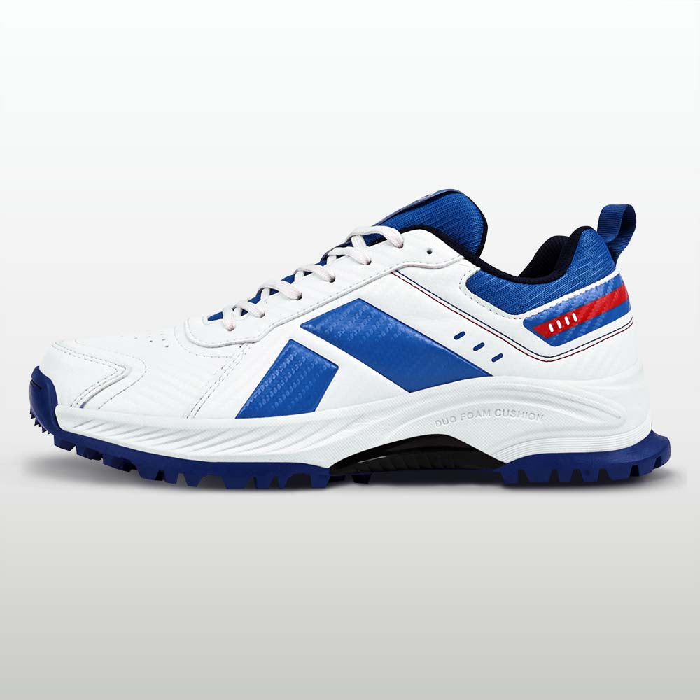chika Hat Trick Cricket Shoes