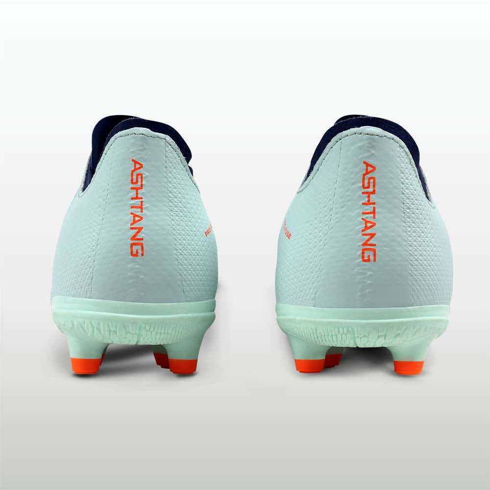 Ashtang 3.0 Football Studs