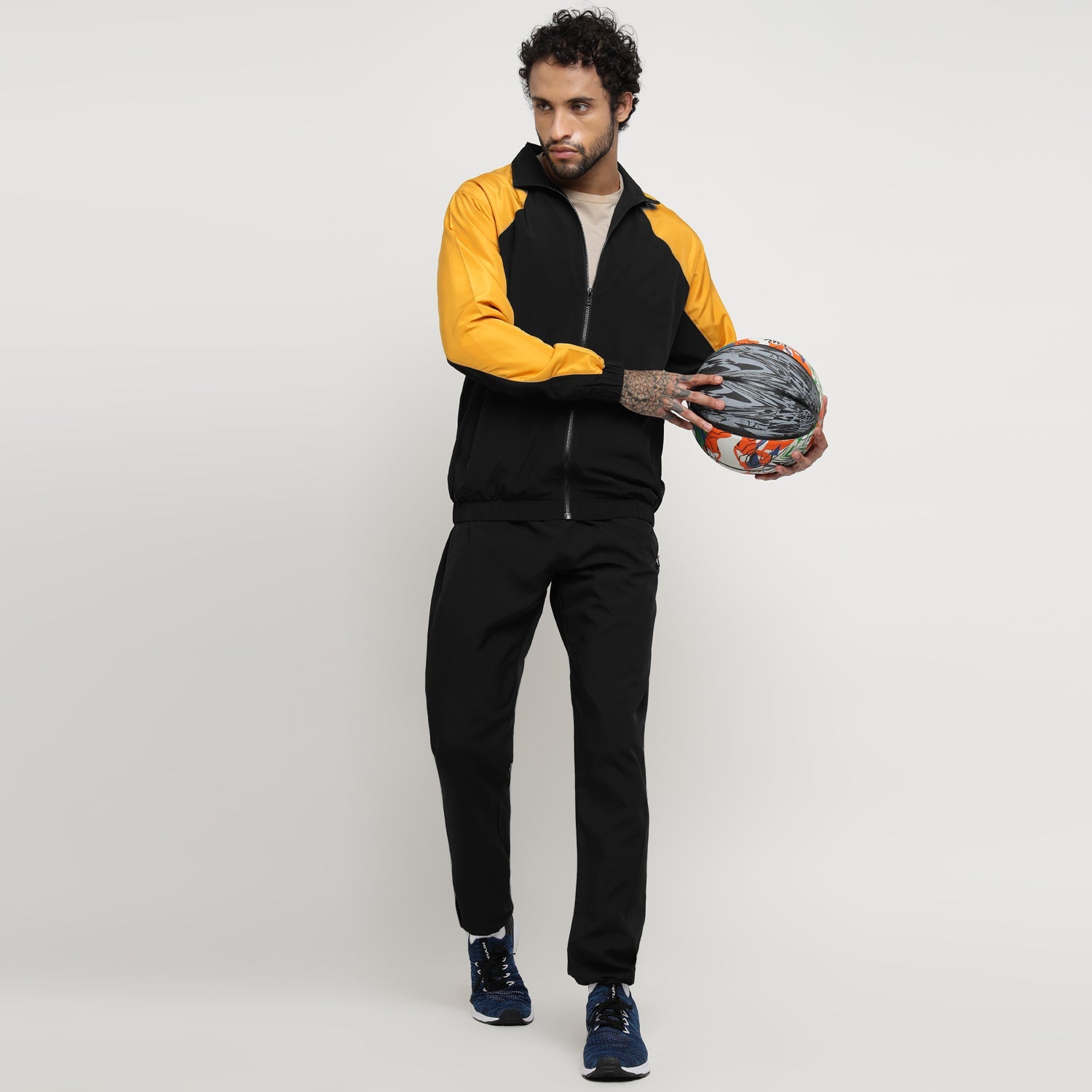 Black/Golden Yellow