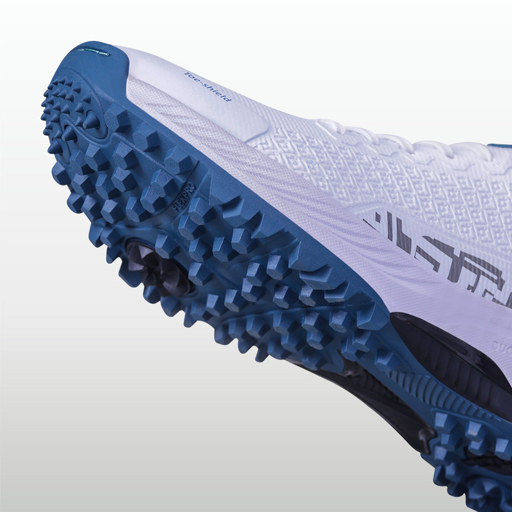 Crick 1000 2.0 Cricket Shoes