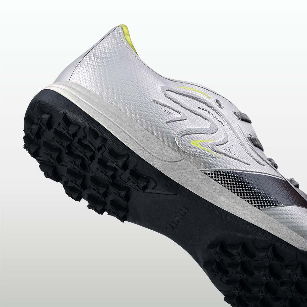 Ashtang 3.0 Football Turf Shoe