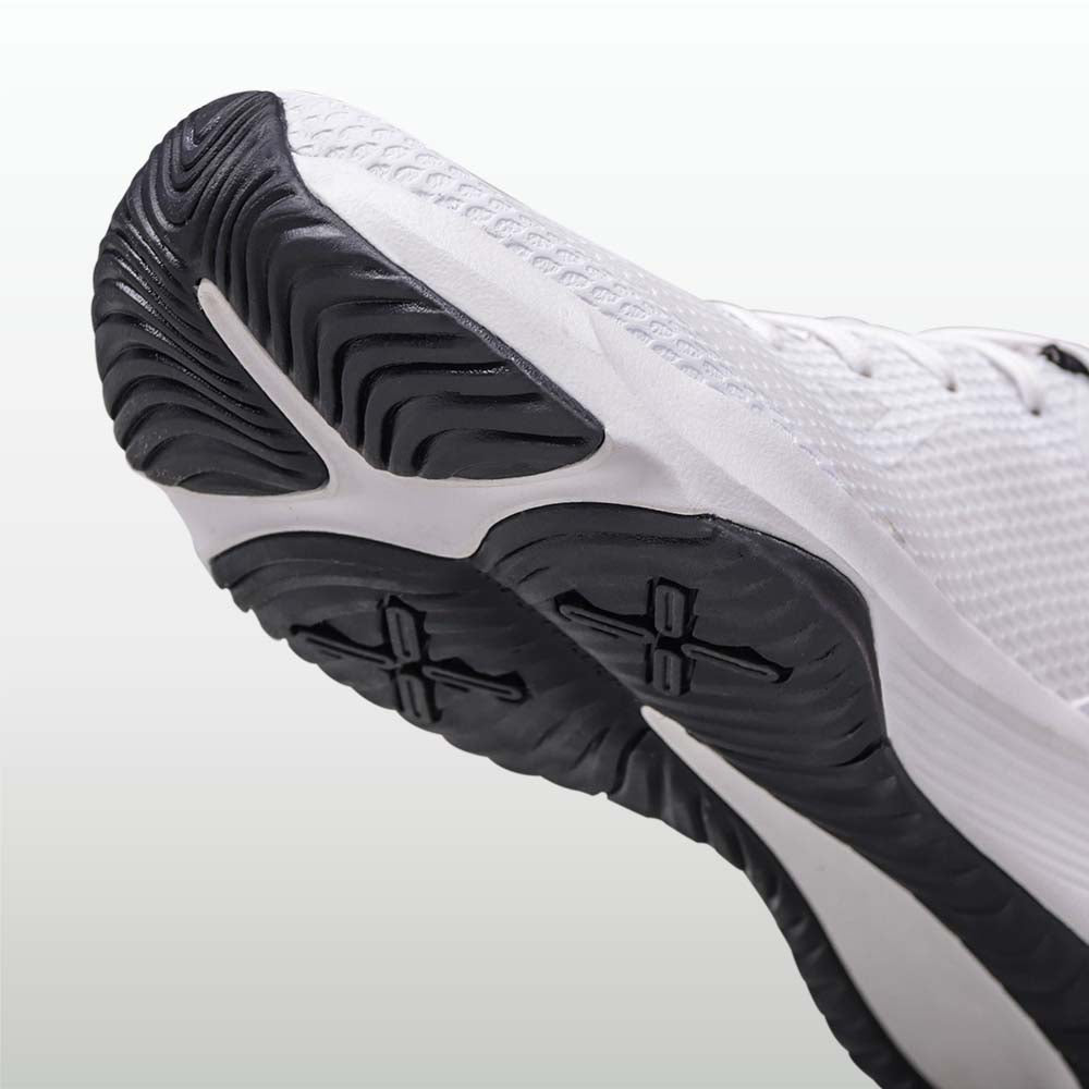 Hawks 2.0 Training Shoe