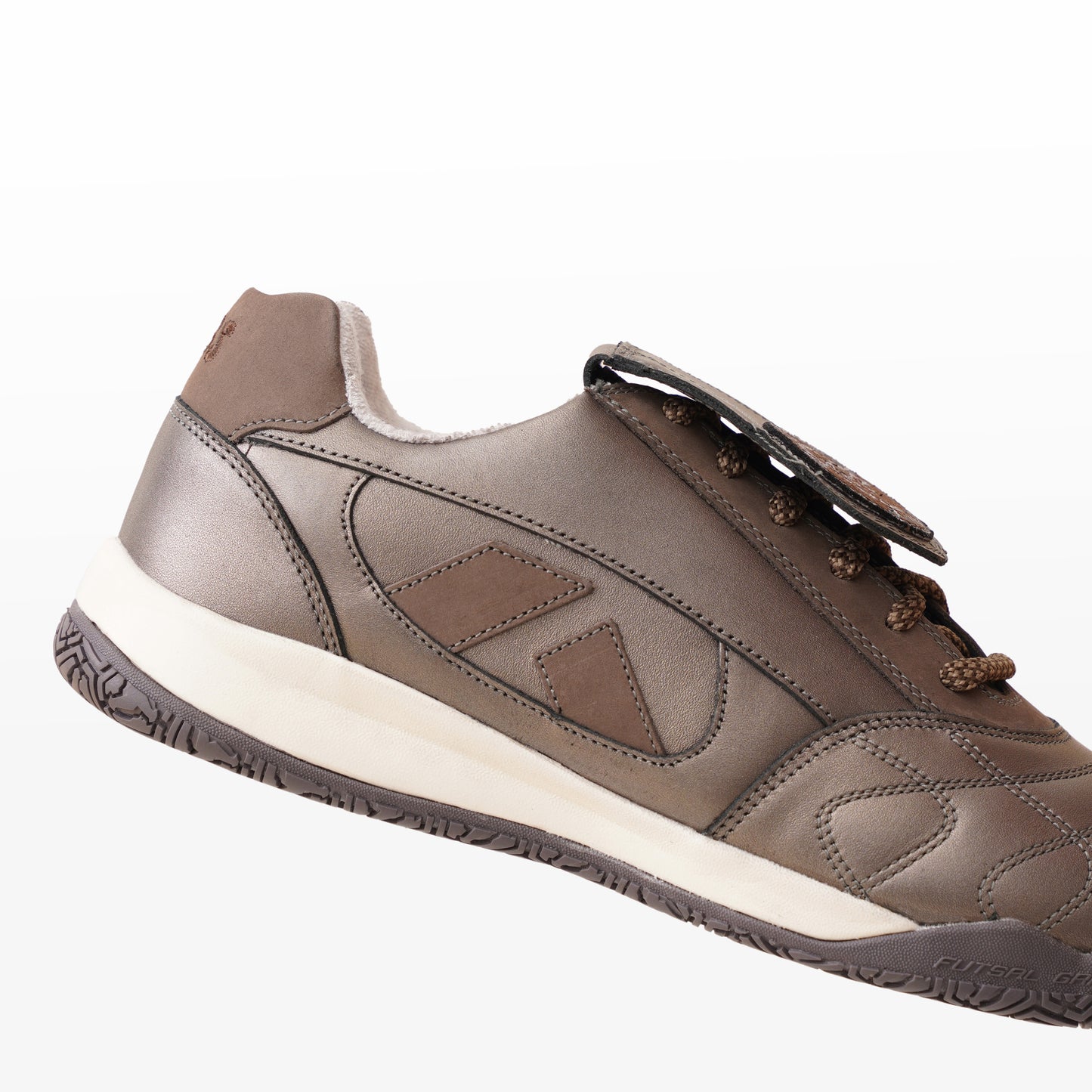 Gully Labs × NIVIA Eleven Crest